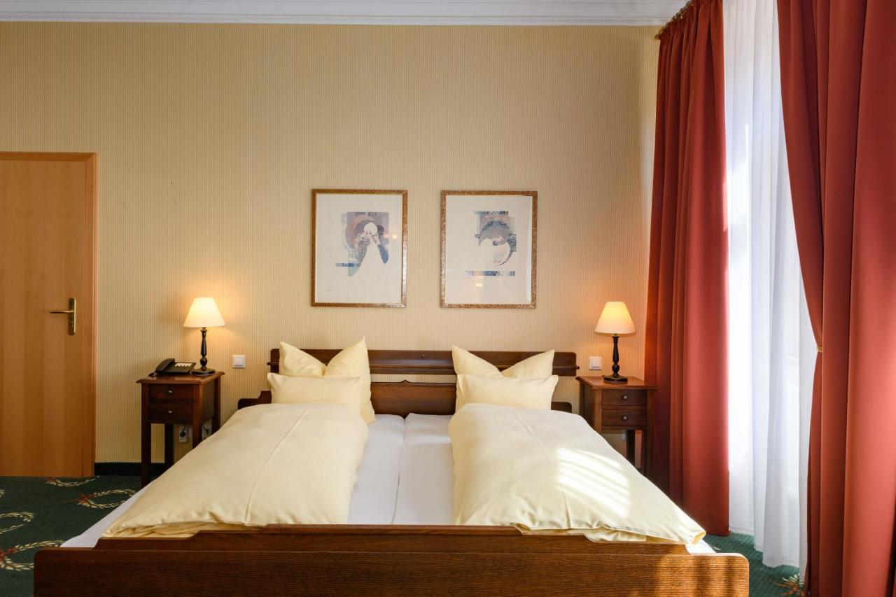 Ringhotel Dreilaendereck ציטאו מראה חיצוני תמונה